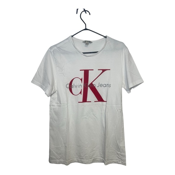 Calvin Klein t-shirt - Picture 1 of 3